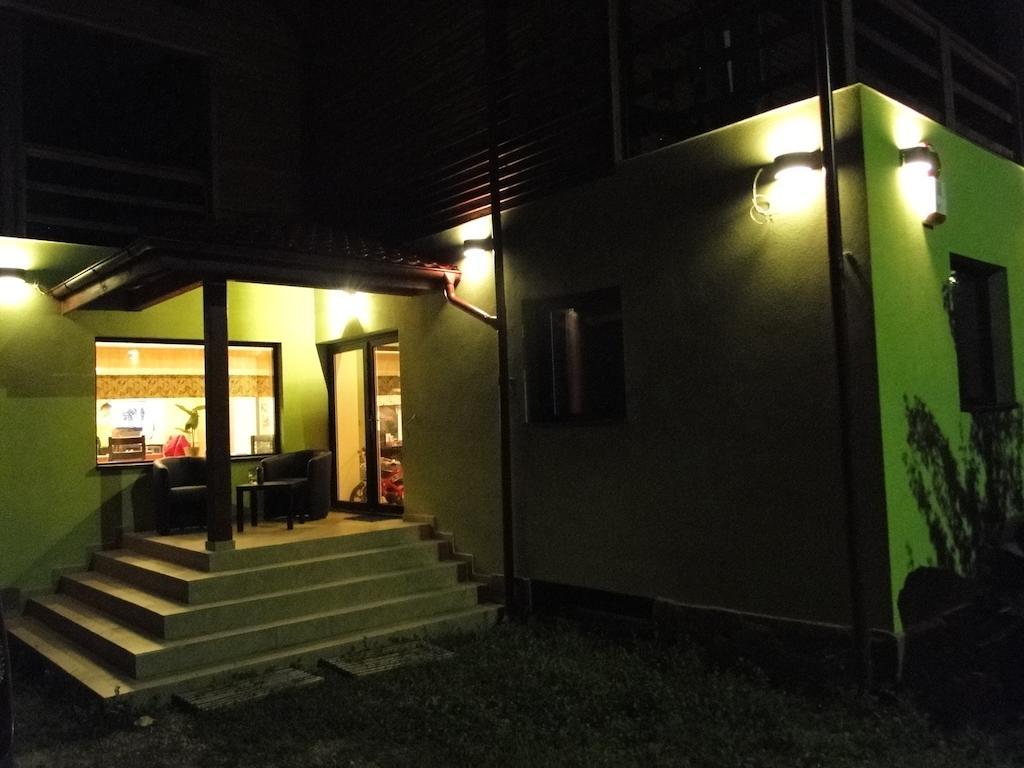 Dorf Haus Valiug Văliug Exterior foto